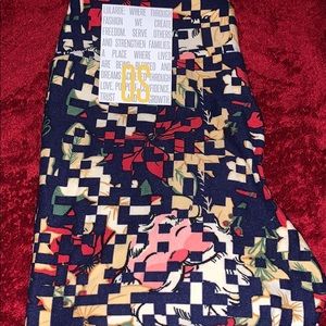 LulaRoe Santa Claus 🎅🏼 Leggings